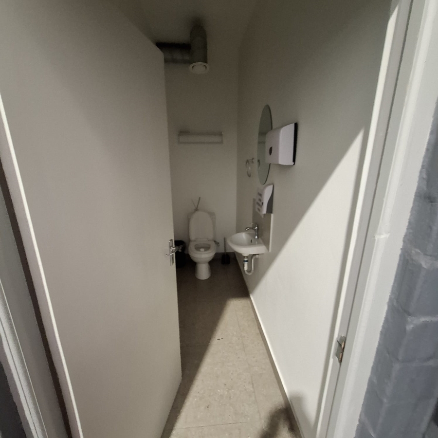 To Let commercial Property for Rent in Bonnie Brae Western Cape